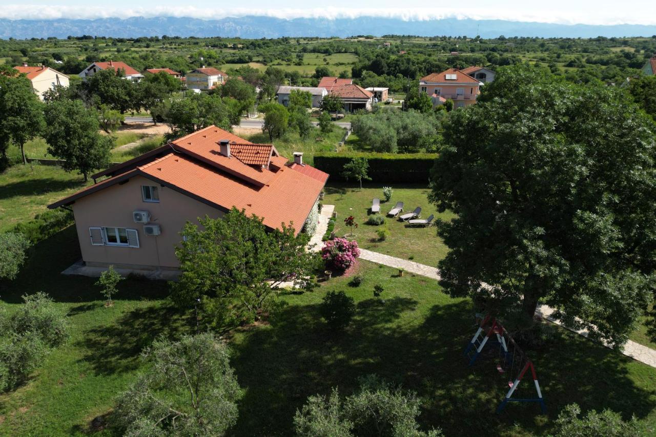 Villa Tinov Dvor Brisevo 外观 照片